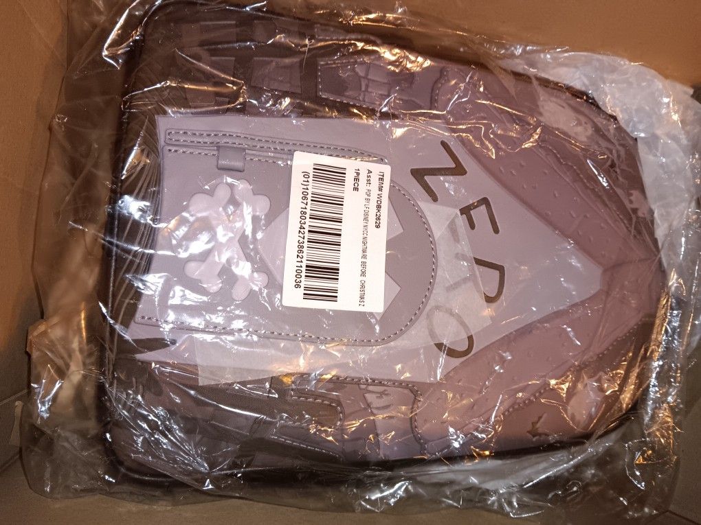 Nightmare Before Christmas Loungefly Zero Backpack And Funko Pop