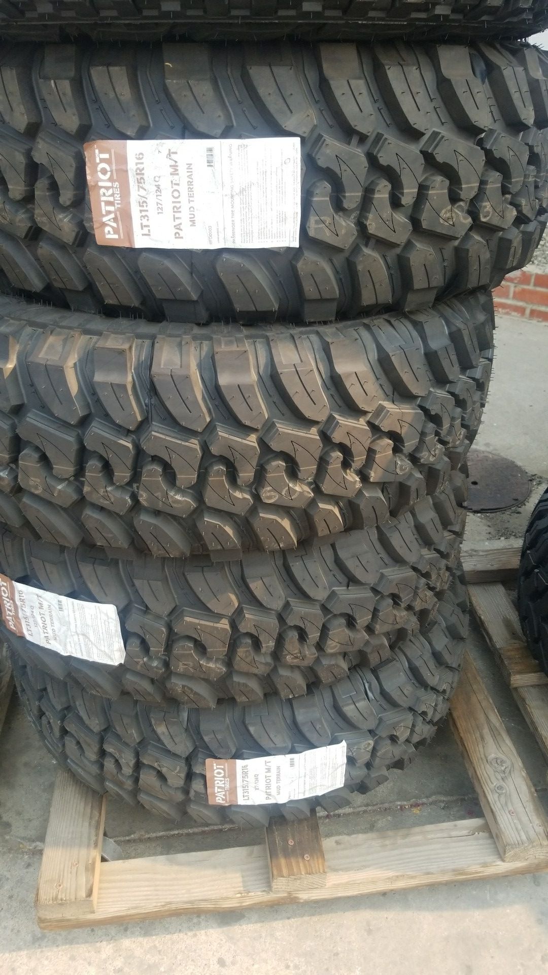 33s n 35s Patriot mt tire sale