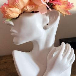 Decorative Mannequin Head with Flowers