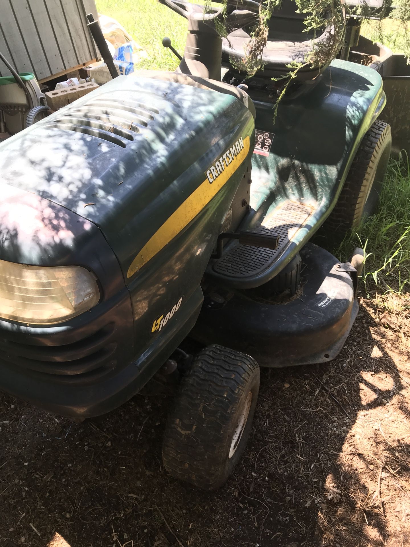 Craftsman lawn tractor