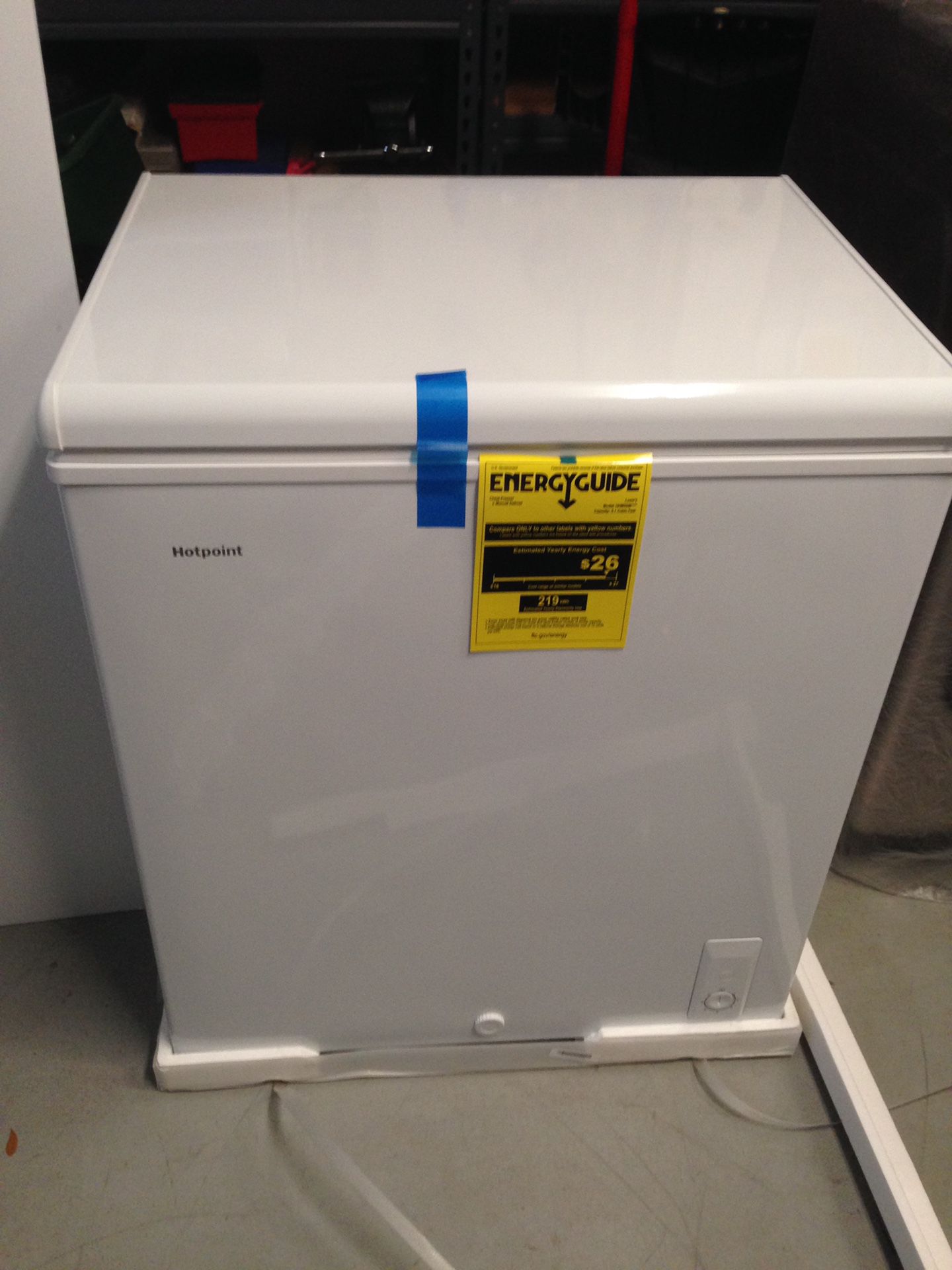 Brand new HotPoint Chest Freezer, 5.1 Cu. Ft. (white)