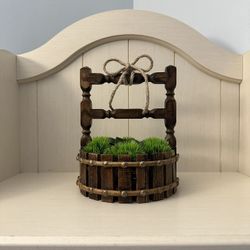 Vintage Wooden Wishing Well Home Decor 🪴