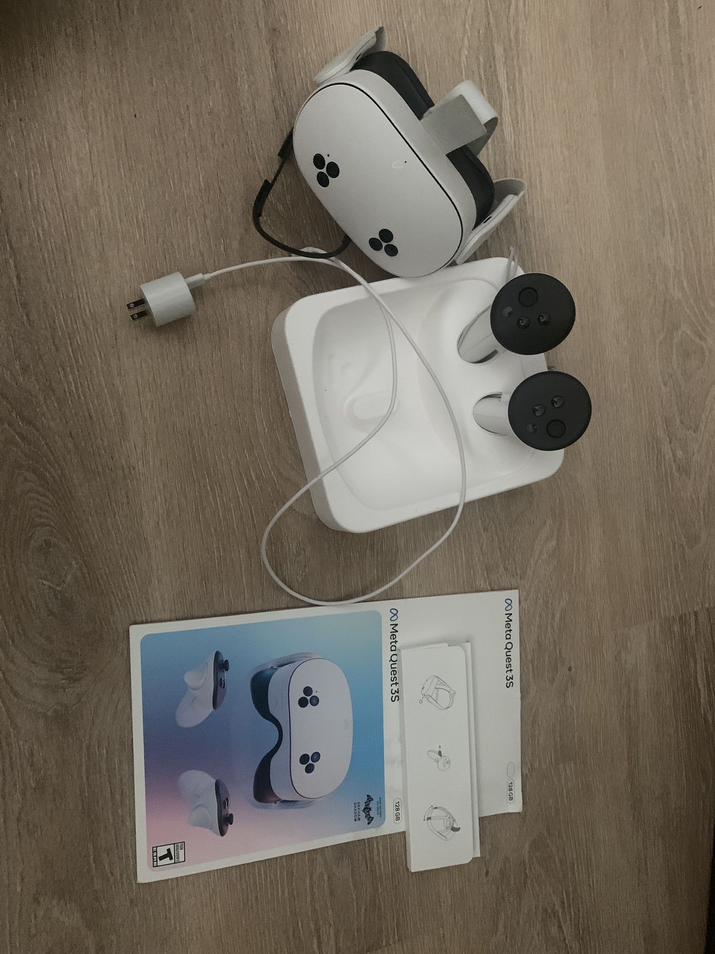 Oculus Quest 3S 128GB - Including Batman Arkham Shadow And Controller And Charger