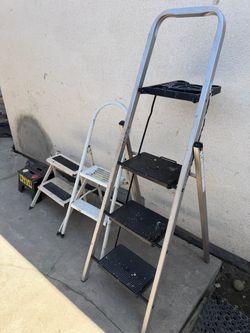 4 STEP STOOL LADDERS
