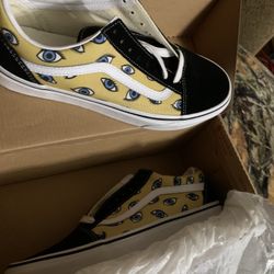Brand New In Box Vans Women Size 9.5 & Mens Size 8