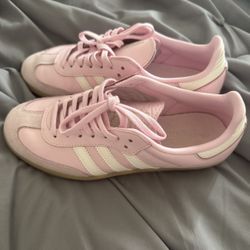 Pink sambas