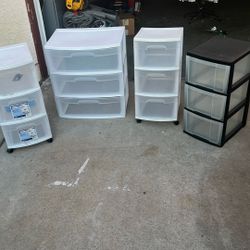 4 Plastic Containers. 