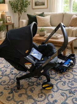 Doona stroller with base