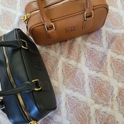 Crossbo dy $100 Both 