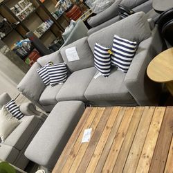 Sofa Seating Set 4 Piece By Thomasville, Never Used 