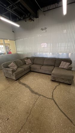 Large Gray L Shaped Sectional Couch (Delivery Available)