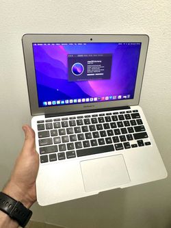 FIRM PRICE - MacBook Air 2015 11” • Low Battery Cycles • Original Charger • Great Condition
