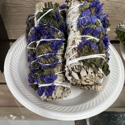 White Sage Smudge With Purple Sinauta $5.99 Each 