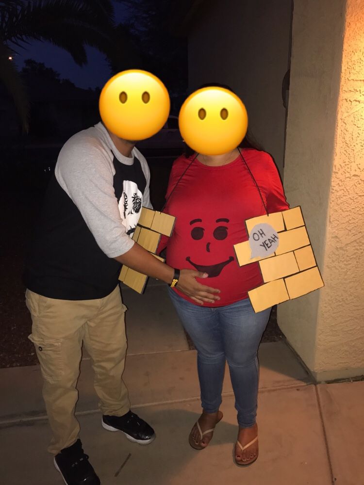 DIY koolaid man pregnant costume