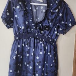 XL Large Womans At Last silky style short sleeve Blouse