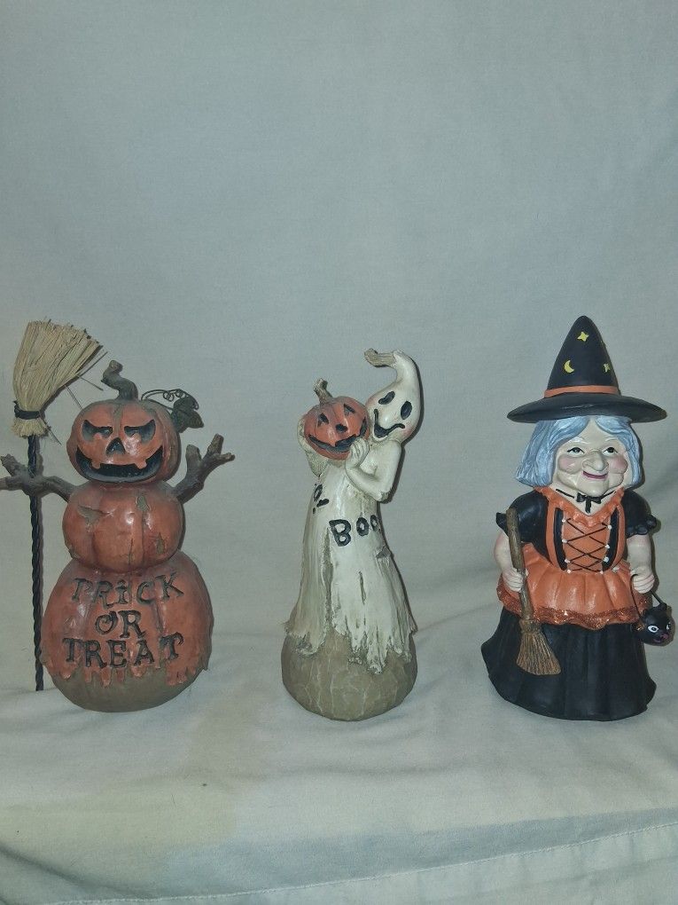 Halloween Decoration Statues
