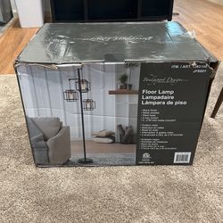 Floor Lamp Brand New 50% Off 