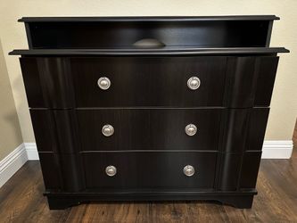 TV Stand/Dresser