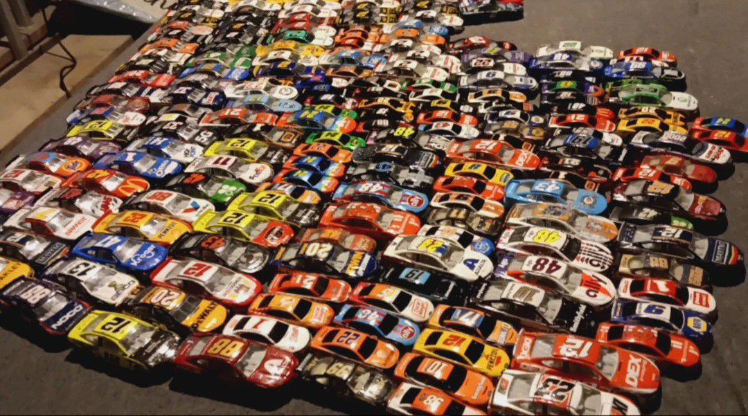 Nascar Diecast Collection 1/64 and 1/87