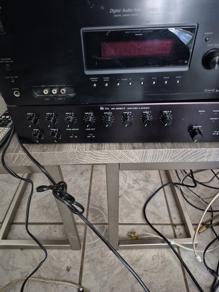 Toa PA Amplifier 