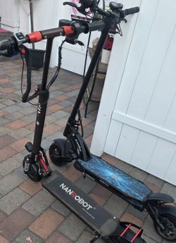 2 Electric Scooters Nanrobot 48 Volt & Kaabo Mantis 8