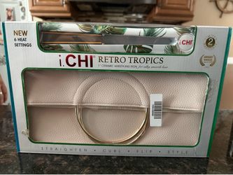 Chi Hair Straightener (new in box)