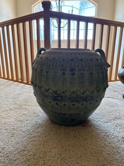 Large Decorative Tuscan Style / Planter-SERIOUS BUYERS ONLY