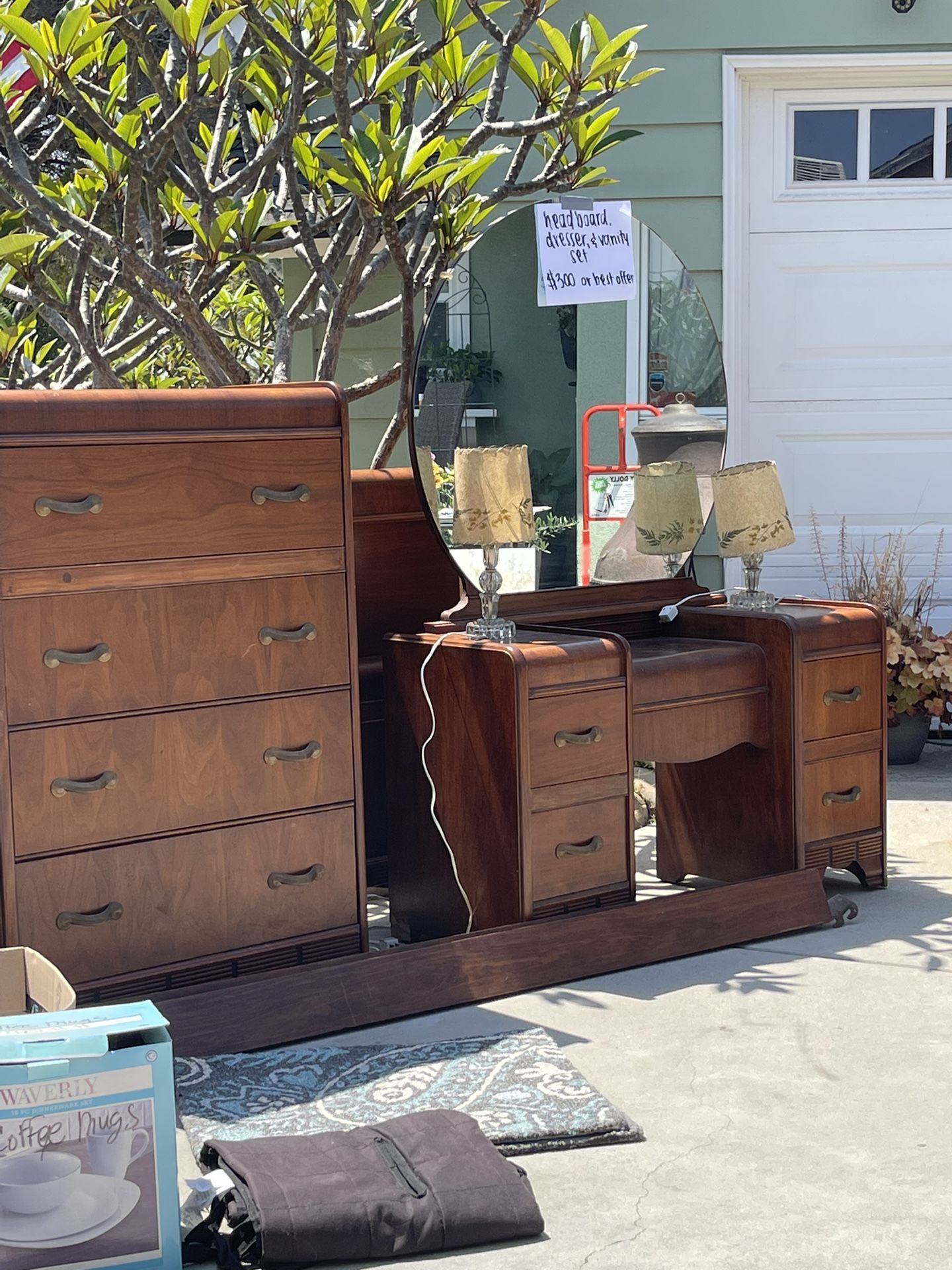 Beautiful 1930S – 1940S Bedroom Set Vintage