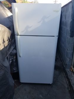 Frigidaire Top Freezer Refrigerator.