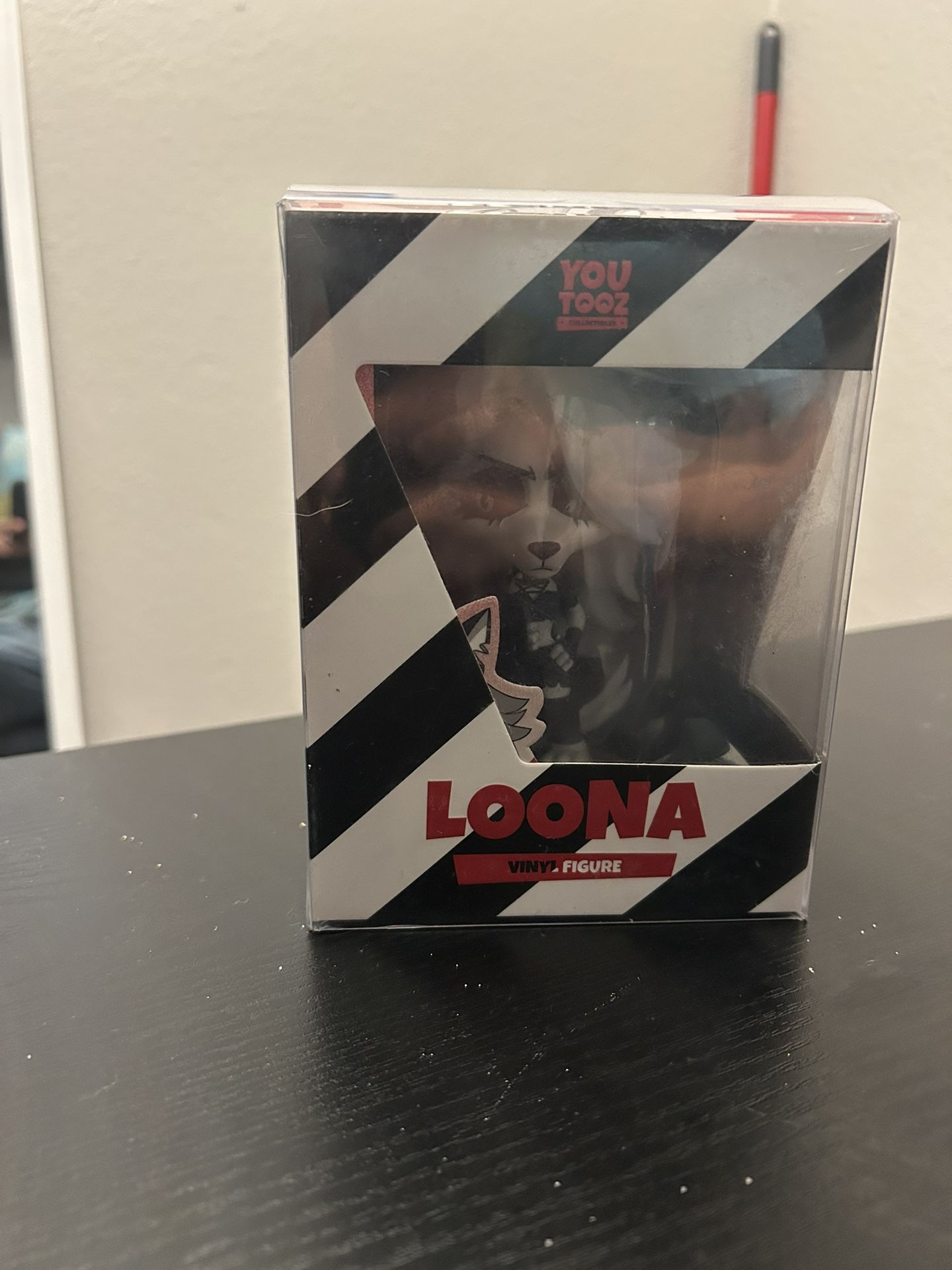 Loona Figure
