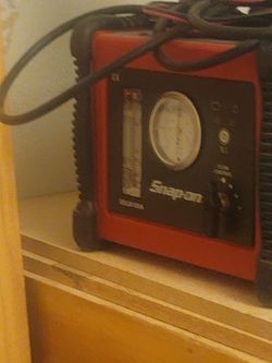Snap on leak detector eeld 100A