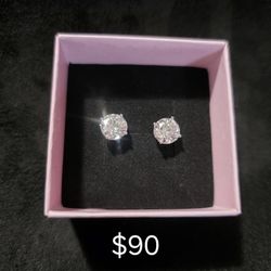 Moissanite Earings 