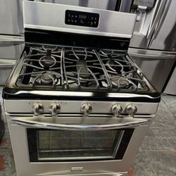 Frigidaire Stove 