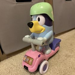 Vtech Bluey scooter