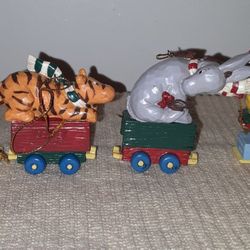 $270.00 Set Of 16 vintage, Winnie The Pooh Ornaments 