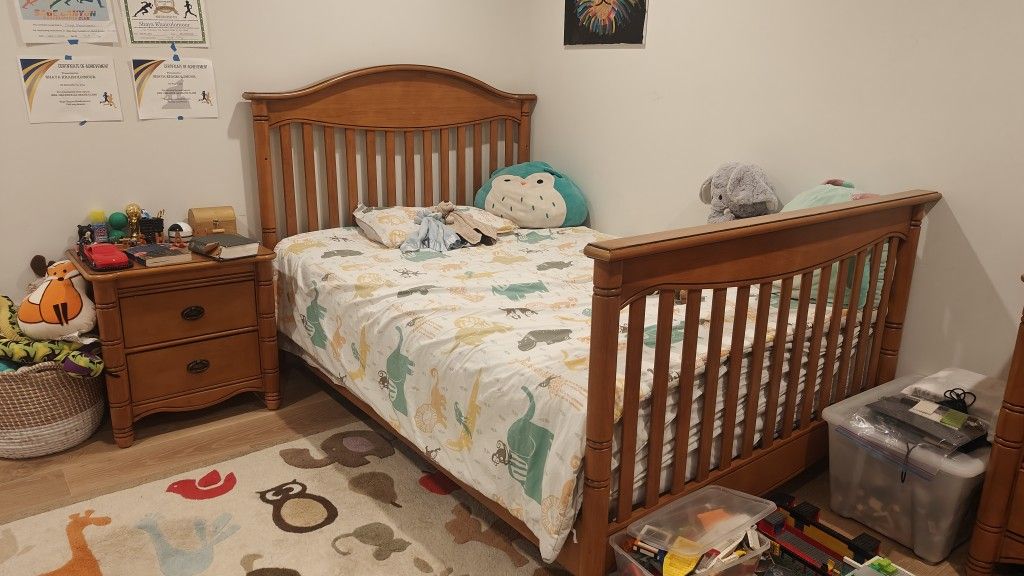 Full size Bedroom Set- One Night Stand And Dresser.
