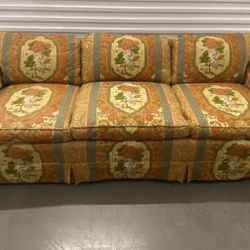 Vintage Hammary Chinoiserie Sofa - Down/feather Fill