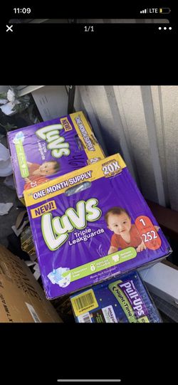 Luvs triple leakguards size 1, 252 count