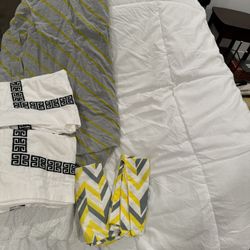 Twin Size Comforter Bed Set 