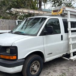 Van Chevy 2006 