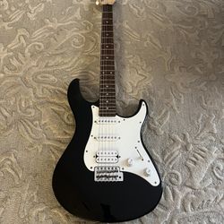 The Yamaha EG112C electric guitar