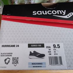 New Saucony Hurricane 24 Running Shoes. 9.5