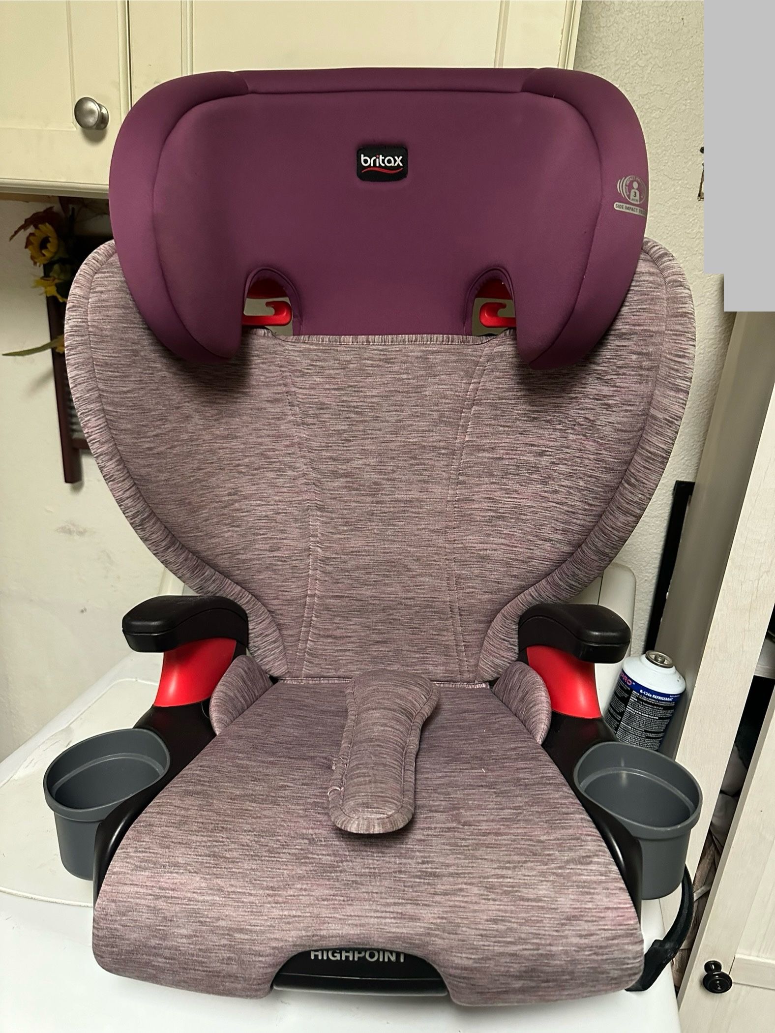 Britax Buster Seat  Expire 10/20/2028, 