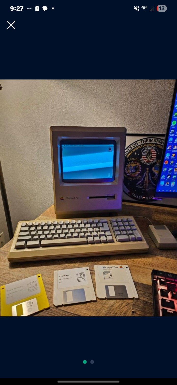 Macintosh Plus Like New 1.5mb RAM