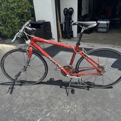 Giant Hybrid Bike