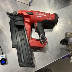 Milwaukee Cordless Framing Nailer (156078) MMP