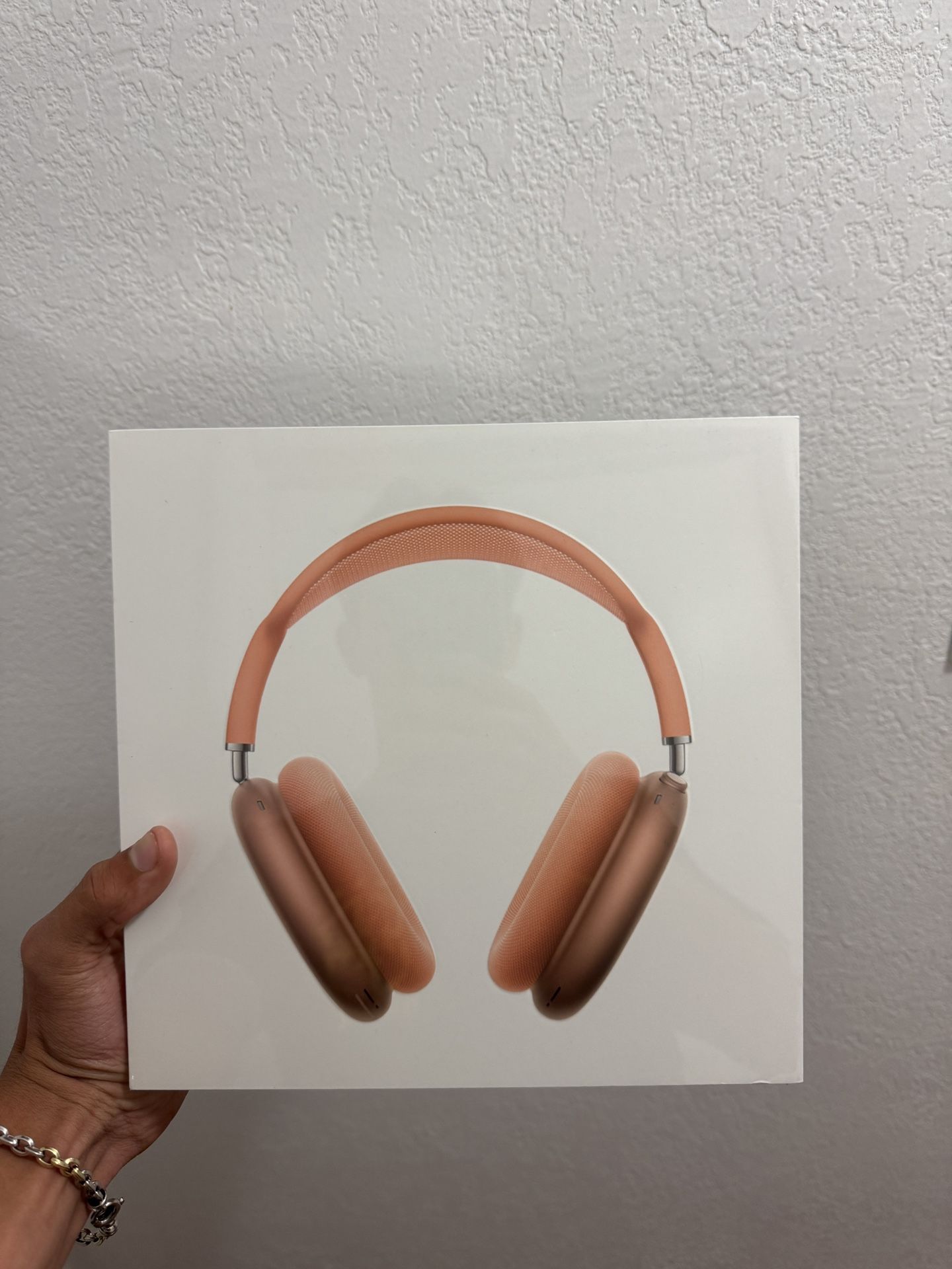 Apple AirPods Max Bluetooth Headphones Orange USB-C 2024 Model