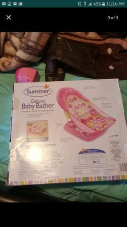 Deluxe baby bather