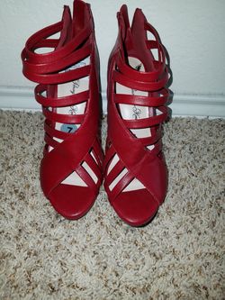 RED HEELS