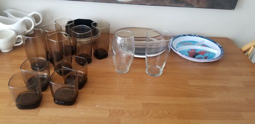 Couple of plates and cups got a new set